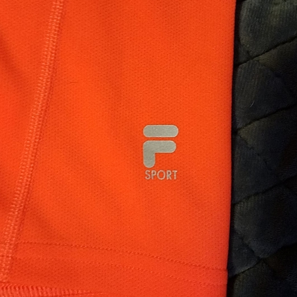 Fila sport long sleeve shirt. - Picture 3 of 5